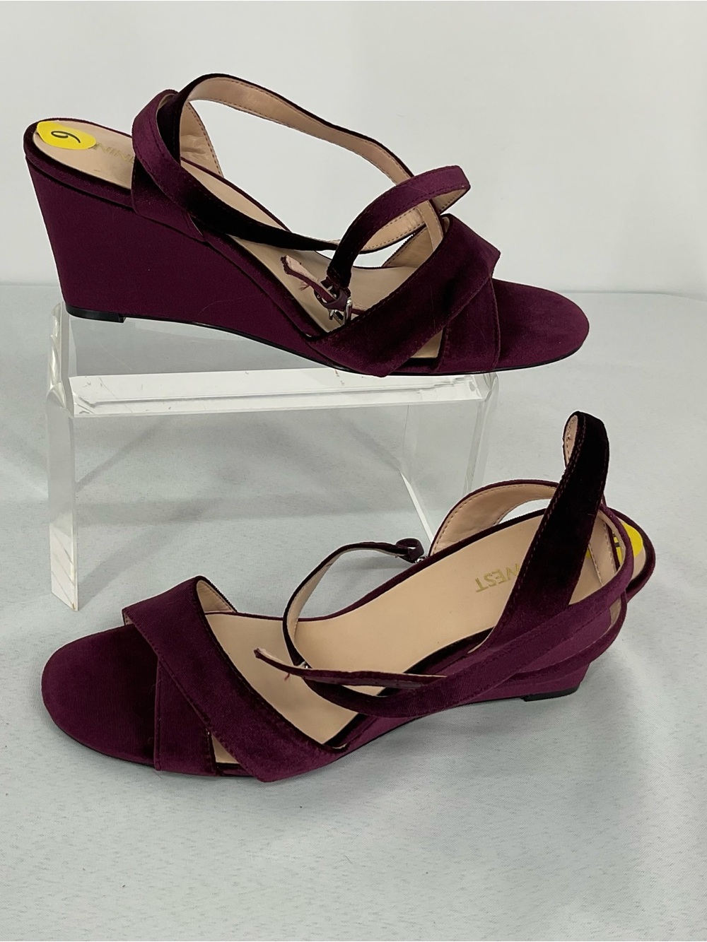 Nine West Women’s Wedge Strappy Sandals in Burgundy Size 9